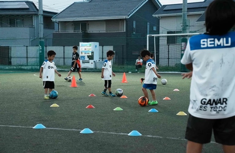 JFA資格 × 保育経験を活かした安心の指導体制